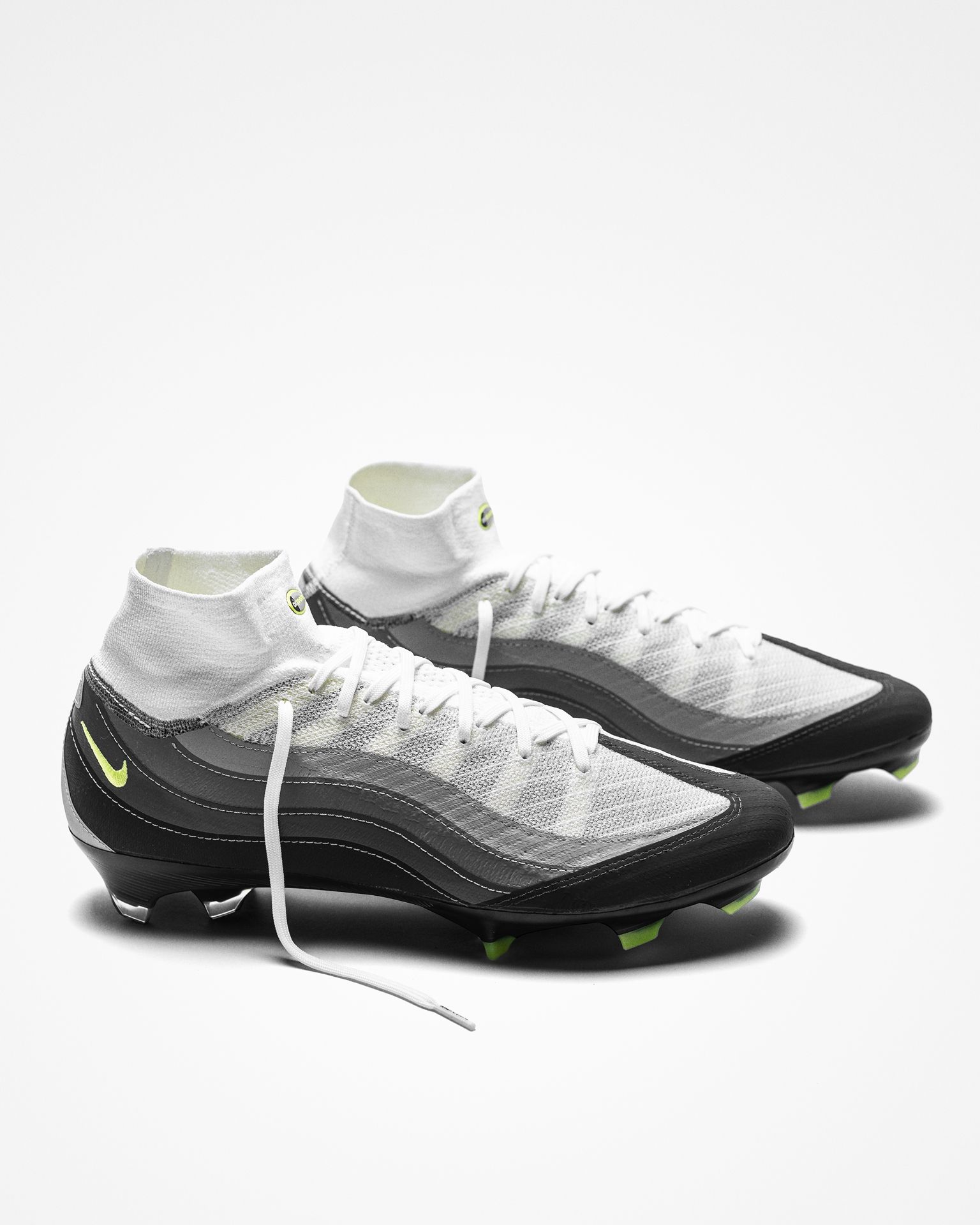 NIKE MERCURIAL SUPERFLY x AIR MAX 95