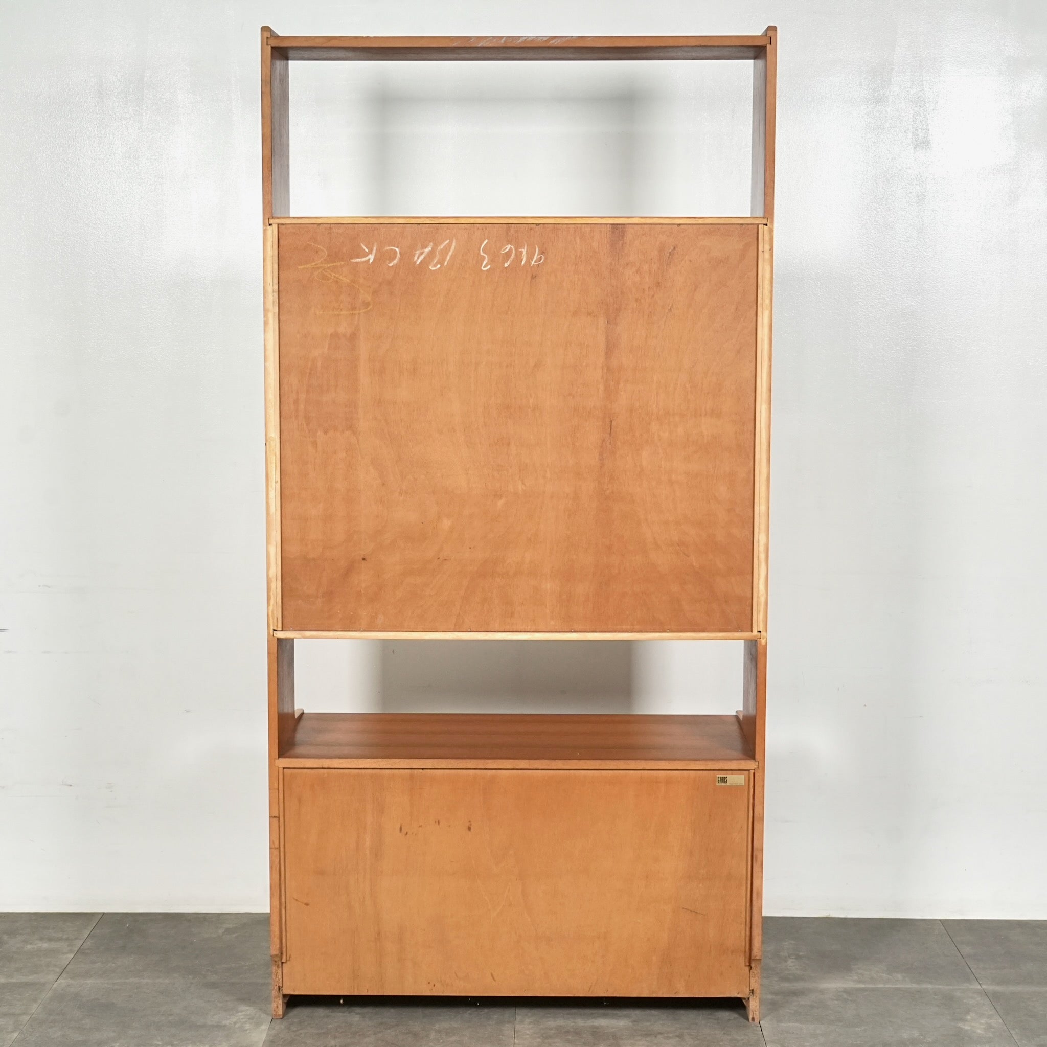 Herbert E. Gibbs】ヴィンテージ ガラスキャビネット – TIME HYPE