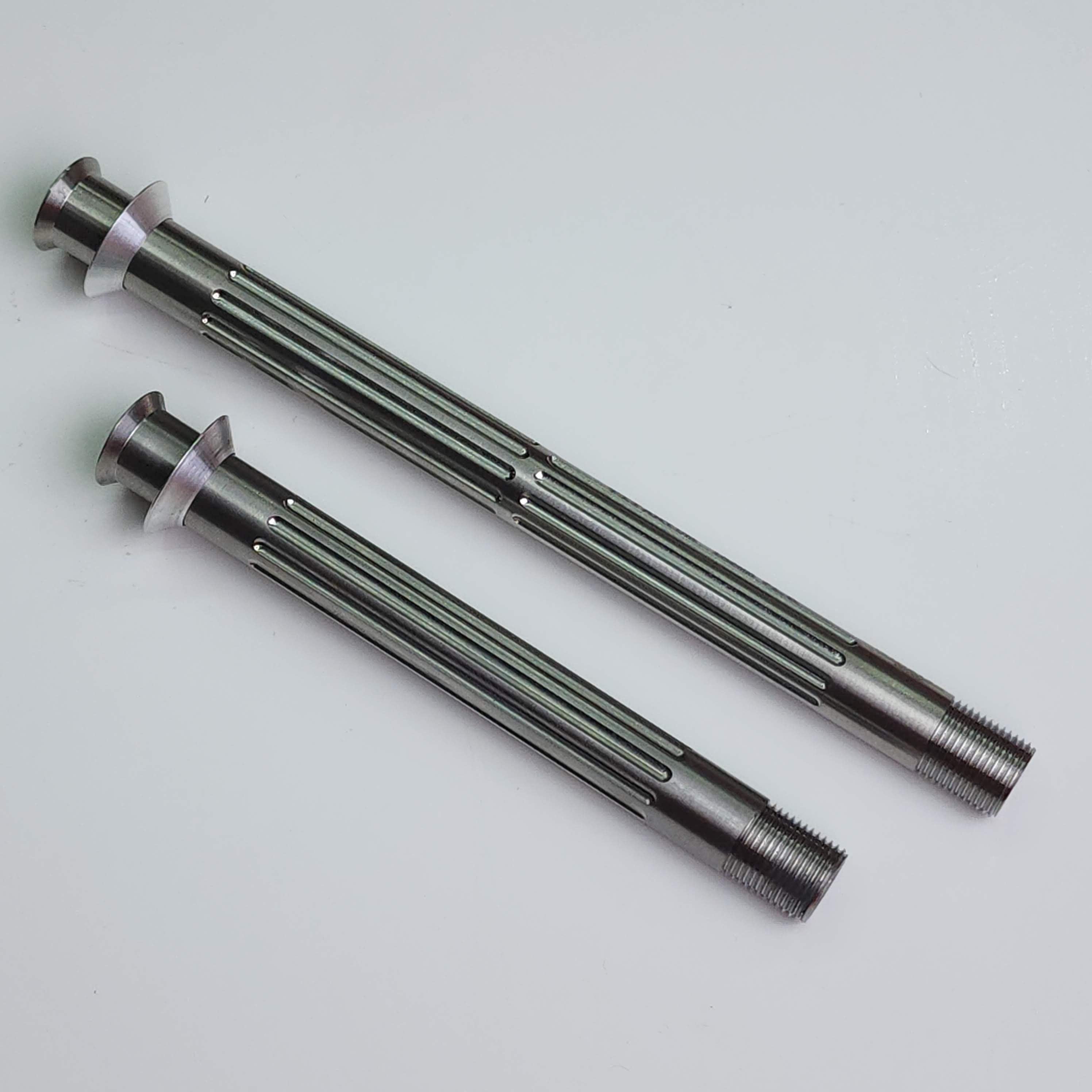 超軽量33gチタンスルーアクスル | Trek Madone Gen 8 – Ti-Parts Titanium