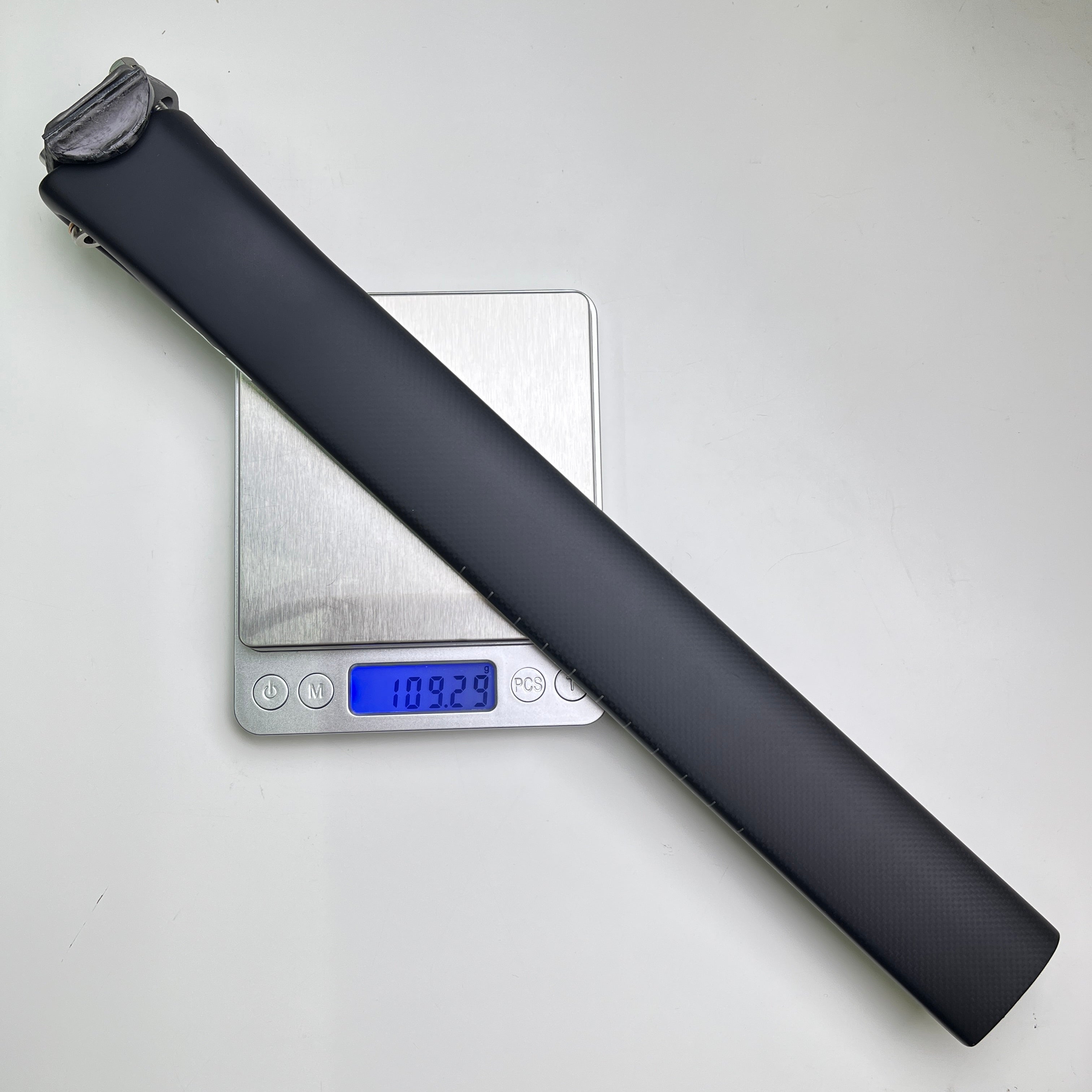 EXS カーボンファイバーシートポストアップグレード | Lab 71