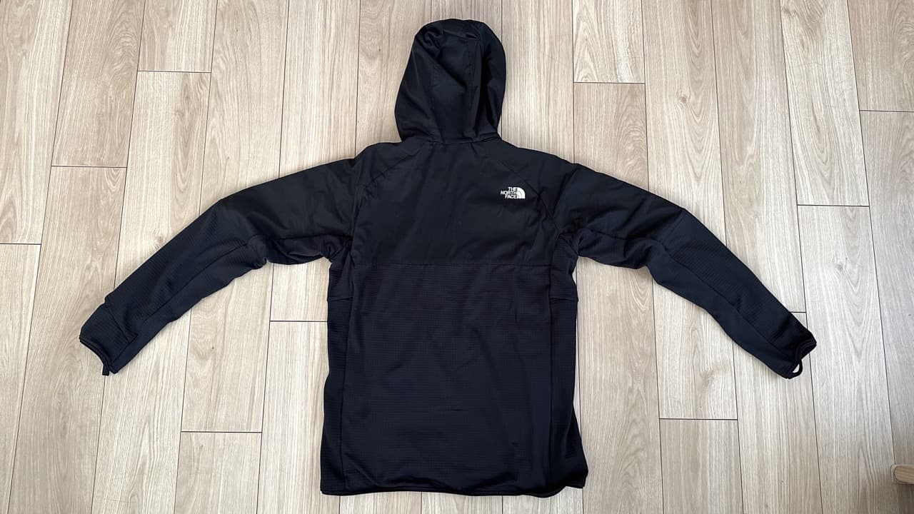 レビュー】The North Face ハイブリッド サーマル バーサ グリッド