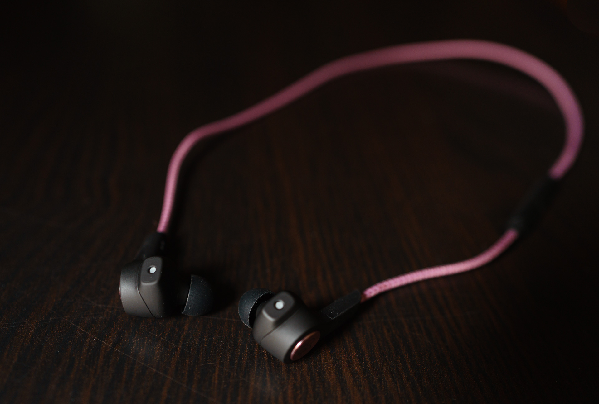 A Review of the B&O PLAY Beoplay H5 Wireless Earphones — Tools and