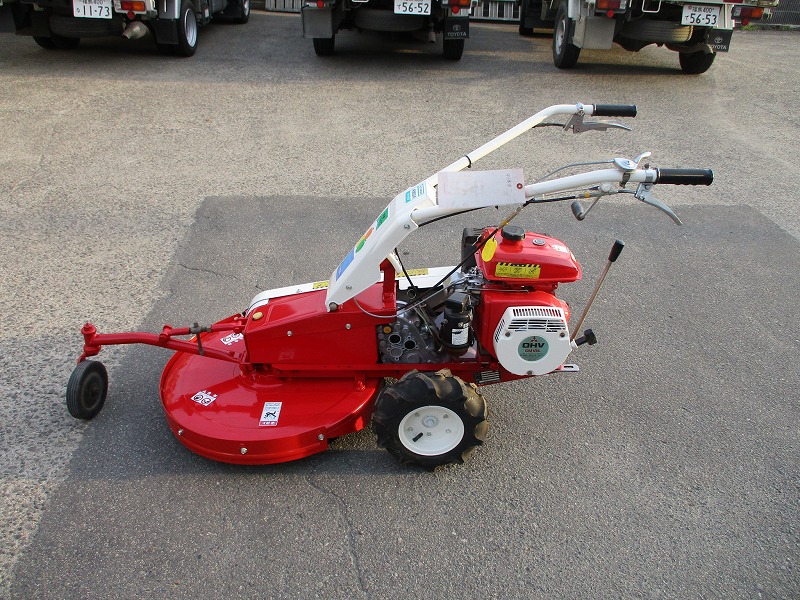 オーレック自走草刈機 AM61A - 栃窪農機株式会社