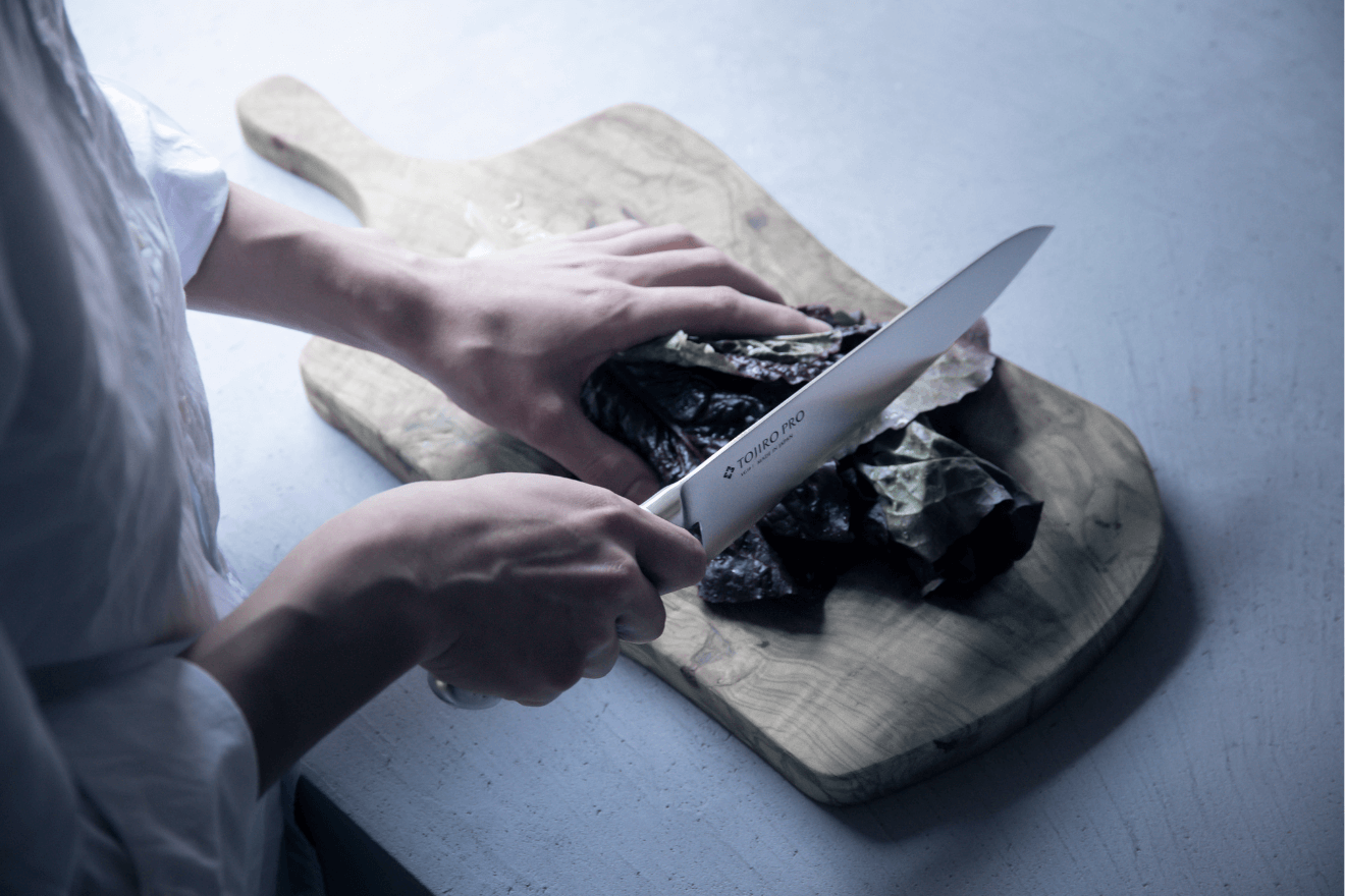 燕三条製包丁の【藤次郎オンラインショップ】 / TOJIRO PRO 牛刀 210mm