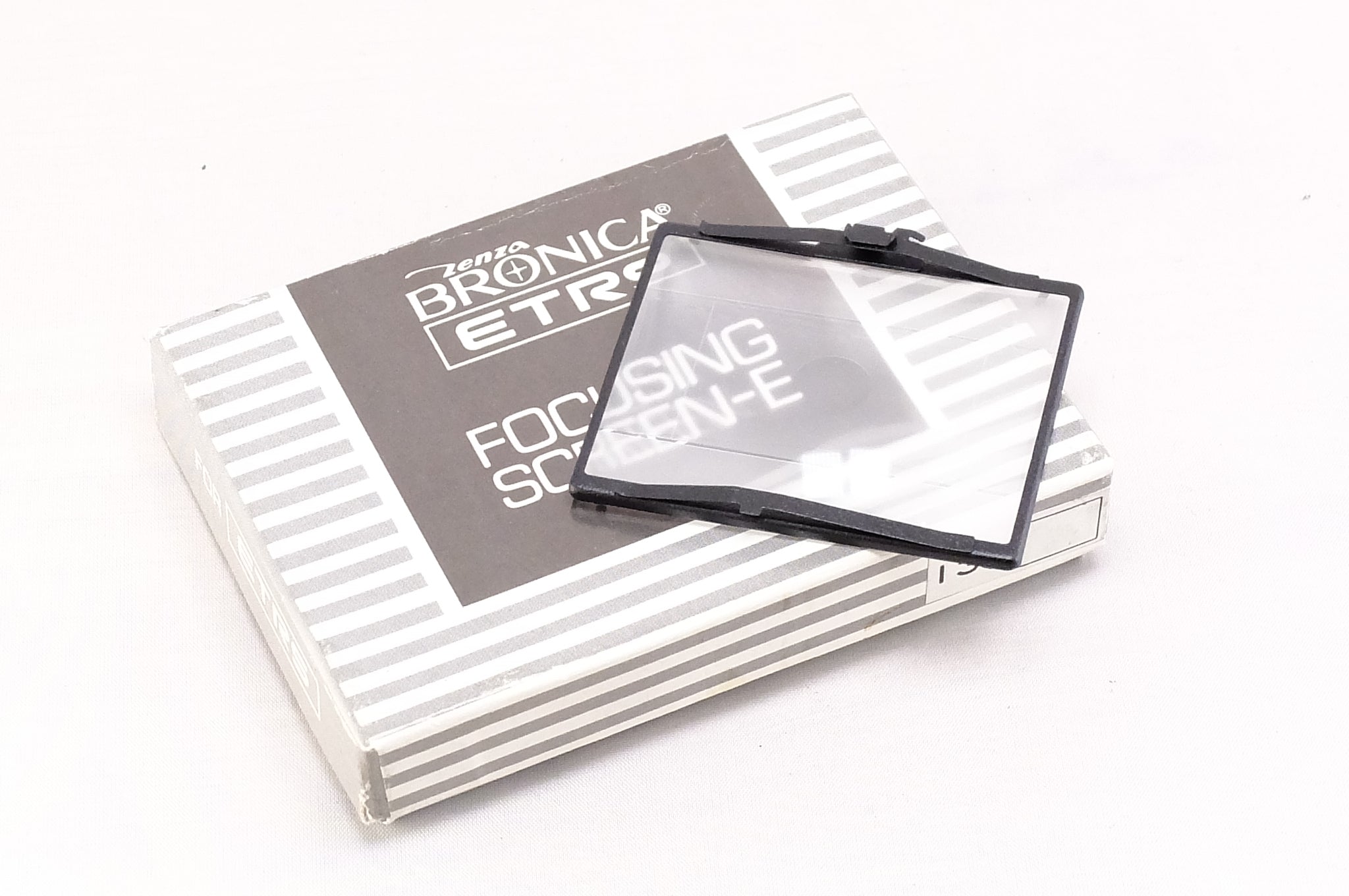 ZENZA BRONICA ETR 135N フィルムバック + 135 スクリーン 全面マット