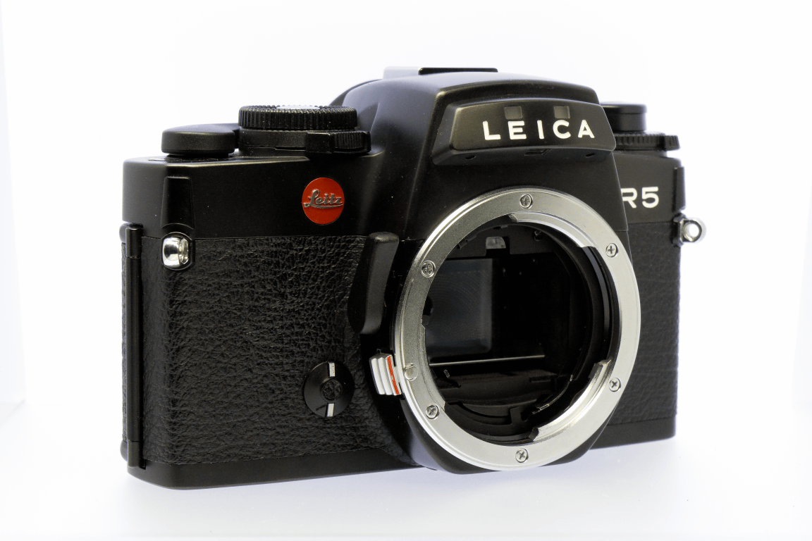Leica R5のフィルムカメラ修理 | 東京カメラリペア