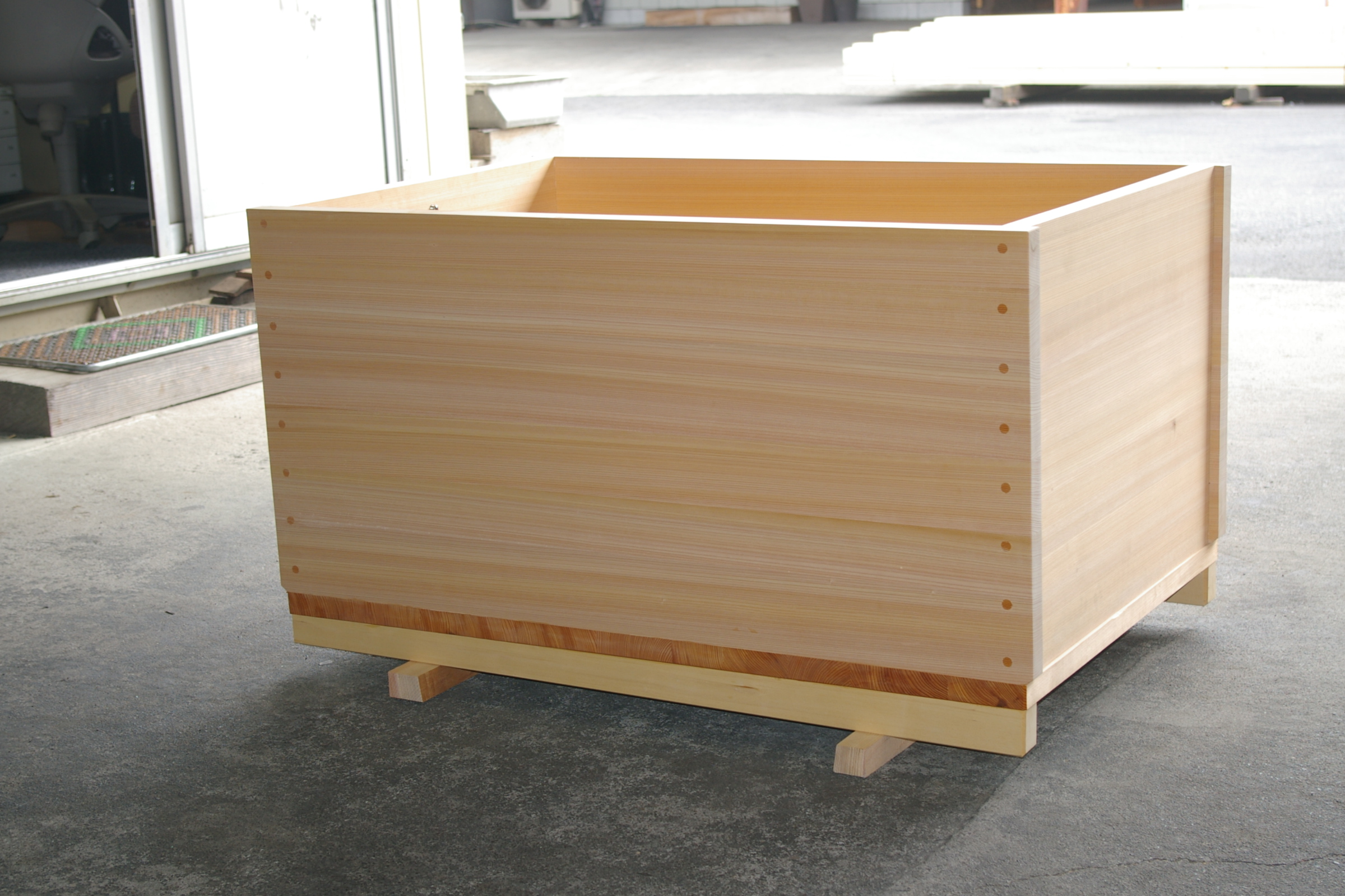 木製浴槽、お風呂、椹、サワラ、ハンドメイド 展示・アウトレット浴槽