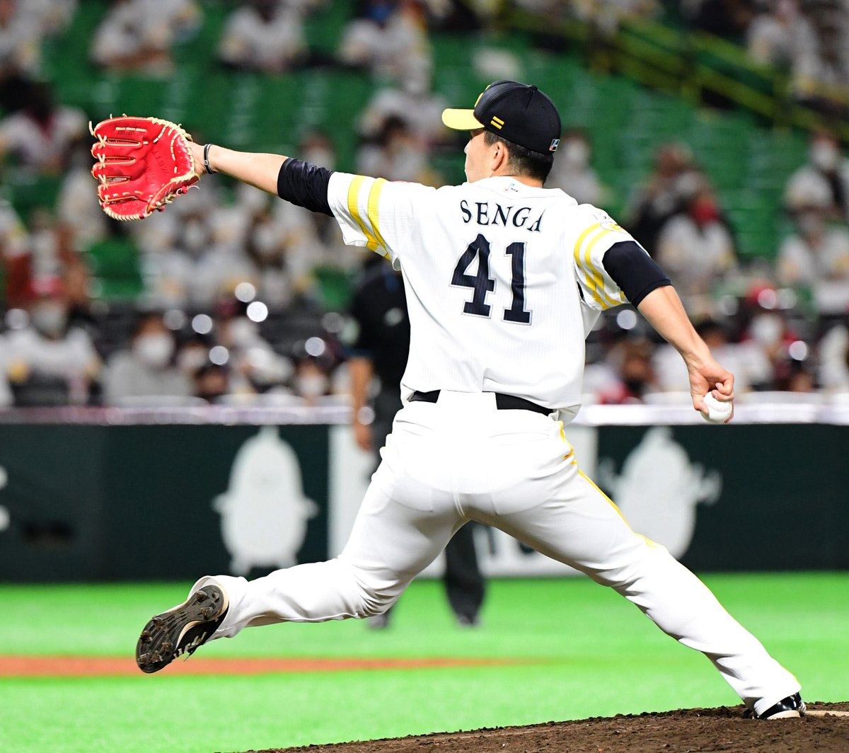 1ページ目】ソフトバンク・千賀 憧れの存在・松坂の「18」継承を辞退