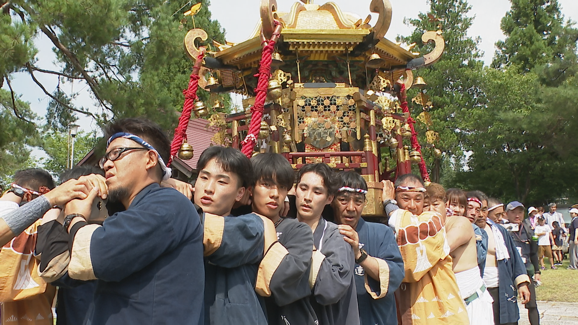 おいよい！おおまつり2日目 八角みこし渡御 夜は三俄競演！ - 十日町