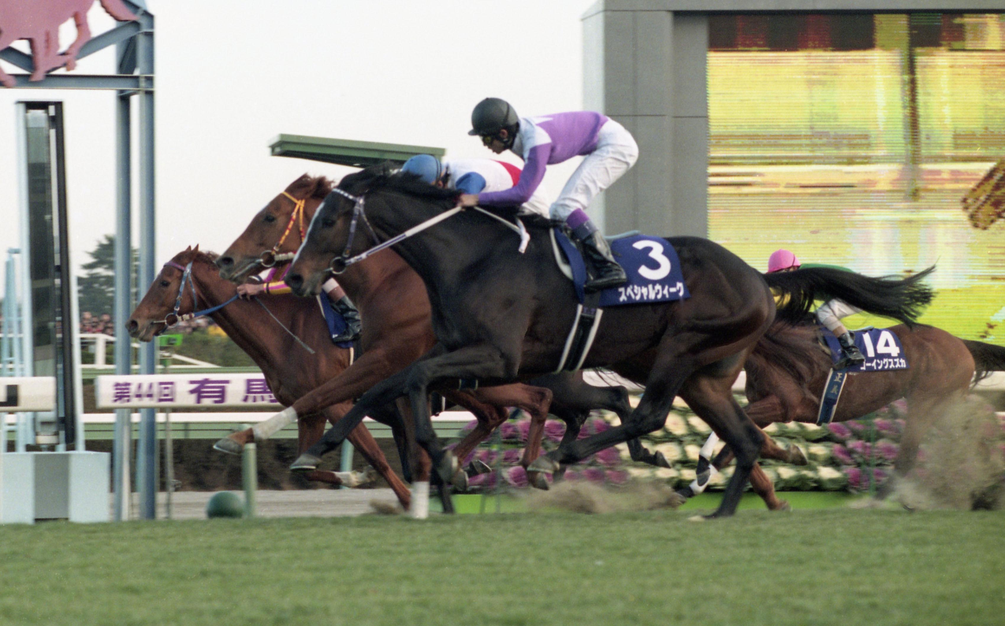 ウマ娘史実発掘隊】スペちゃんCM公開！グラスワンダーとの大死闘を