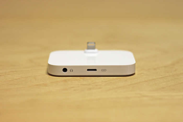 レビュー】ライトニング搭載のiPhone全てに対応：新しいアップル純正