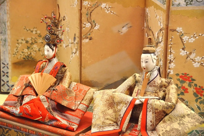 享保雛（きょうほびな）とはどのような雛 人形なのか？ | 人形の東玉