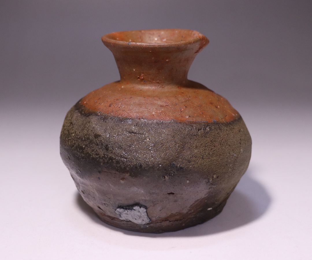 曽我 尭 作 「備前酒壺」 ～備前焼専門卸小売店 川口陶楽苑～