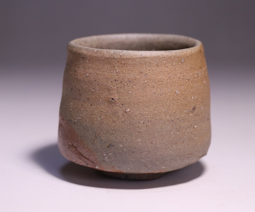 高力芳照 作 「備前火襷酒呑」 ～備前焼専門卸小売店 川口陶楽苑～