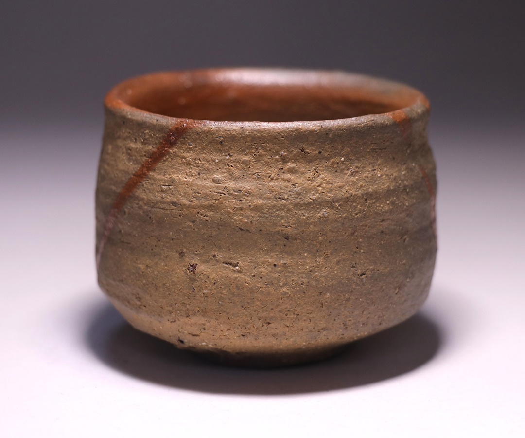 高力芳照 作 「備前火襷酒呑」 ～備前焼専門卸小売店 川口陶楽苑～