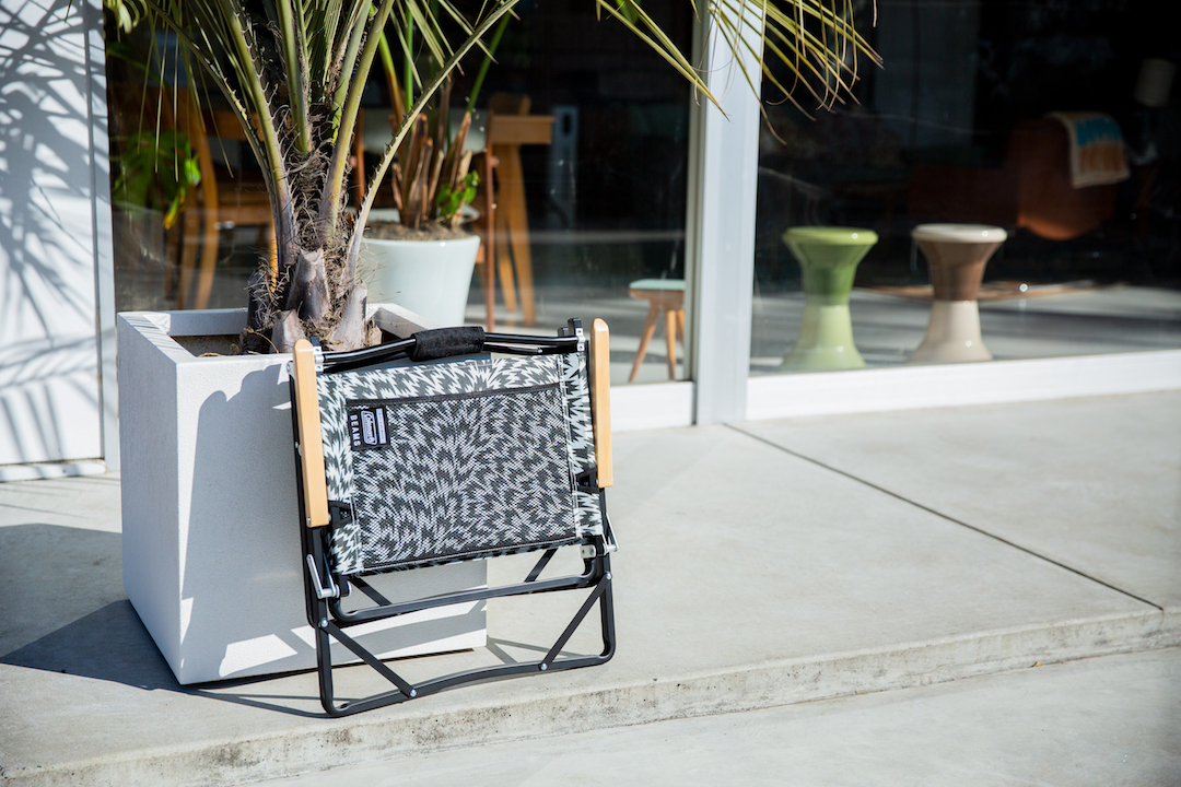 ビームス×コールマン×イーリー キシモト」トリプルコラボのチェアと