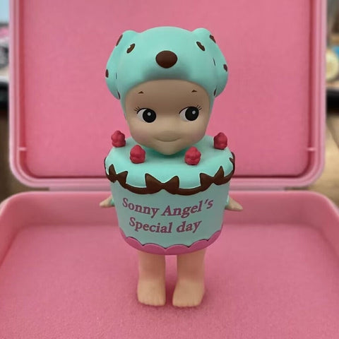 Sonny Angel 15th Anniversary Cake Series Mint Chocolate Cake