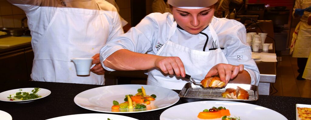 食と味覚の秋、世界で最も愛される料理人フランス・リヨンのジョルジュ