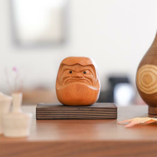 楽天市場】一位一刀彫 鈴木彫刻 頭巾だるま 伝統工芸品 木製 オブジェ