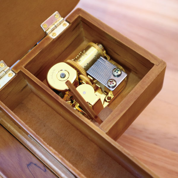 楽天市場】【お好きな曲でオルゴールを製作します】木の風合いの優しい