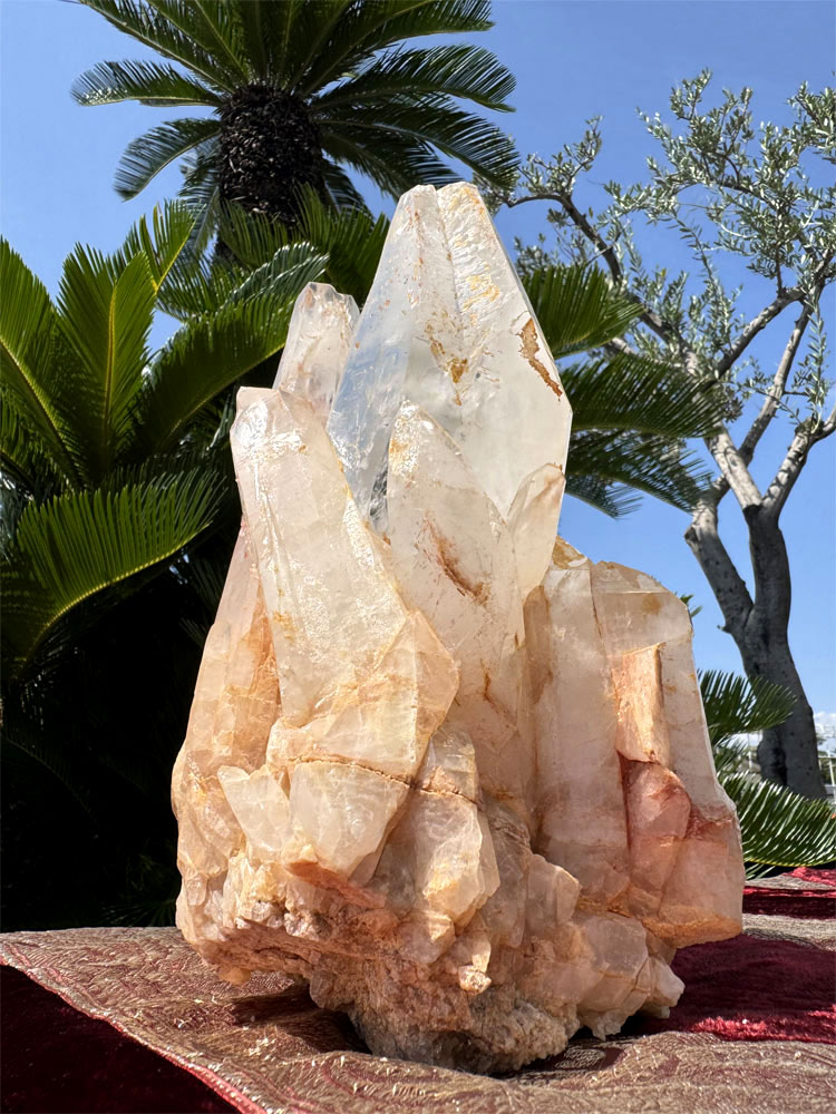 楽天市場】天然水晶 原石 クラスター 約3.2kg 高さ約22cm 送料無料