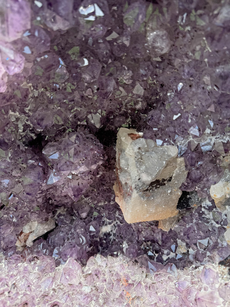 楽天市場】天然 紫水晶 特大 アメジスト ドーム 原石 大きい