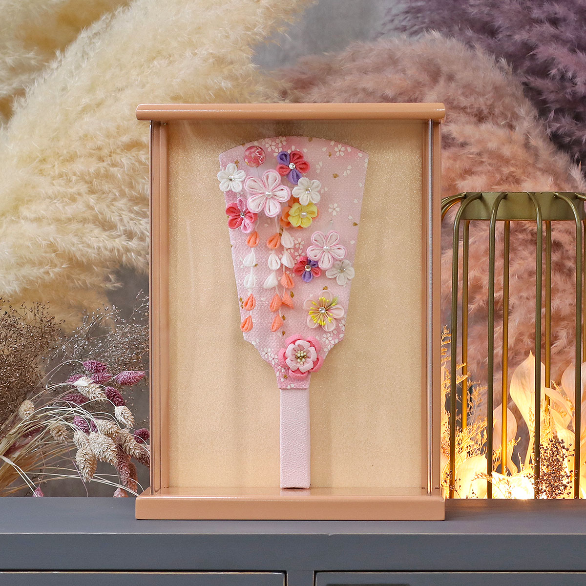 楽天市場】羽子板 初正月 人形の東玉 額飾り つまみ細工 羽子板 ピンク