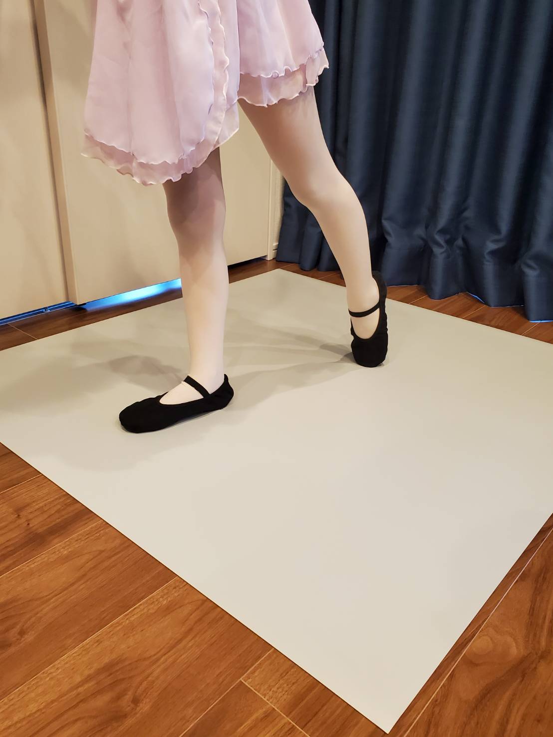 楽天市場】ダンス バレエ リノリウム 2色展開 個人 練習 自宅 マット