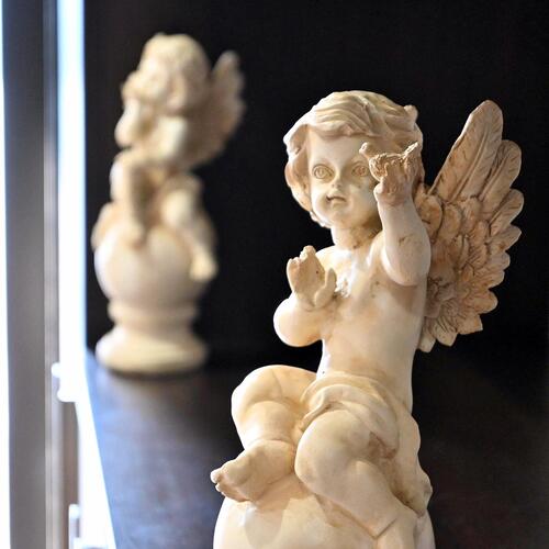 楽天市場】エンジェル 2つセット天使の置物 美しい置物 ゴージャス天使