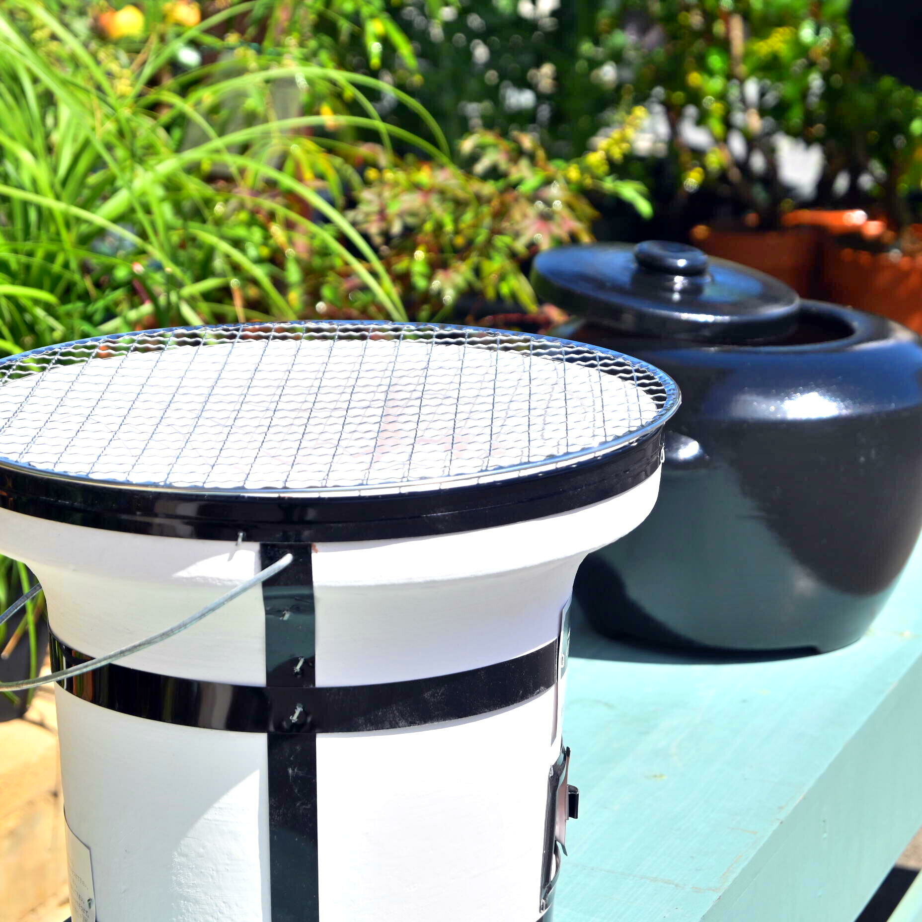 楽天市場】国産日本製三河焼 しちりん 本格焼肉 8.5号七輪 木炭コンロ