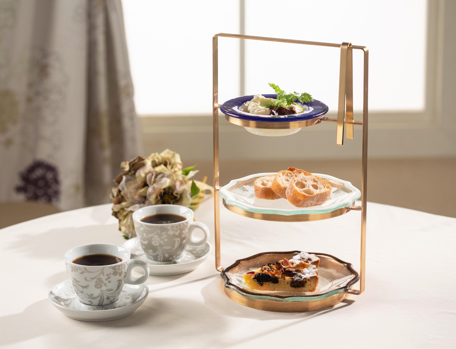 楽天市場】3段 アフタヌーンティースタンド GB 金 真鍮 ガラス皿
