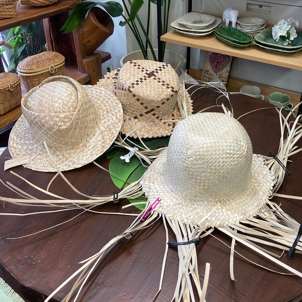 楽天市場】ラウハラ 帽子編み 仕立て済み 葉っぱ 100g 長さ充分 110