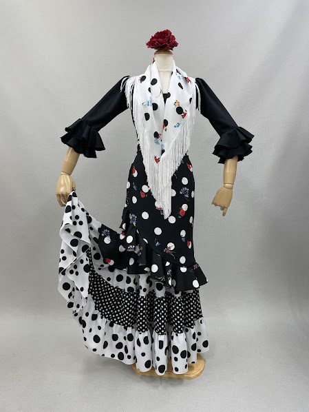 楽天市場】フラメンコ衣装スカート ファルダ黒赤水玉 白黒水玉