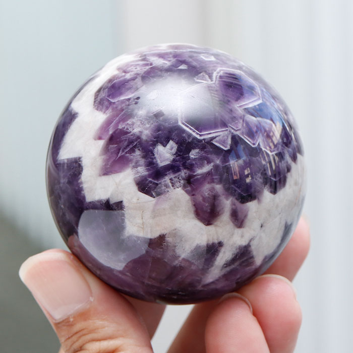 アメジスト 紫水晶 特大 スフィア 丸玉 パワーストーン 天然石 風水 楽天市場】 原石・クラスター・浄化アイテム > スフィア（丸玉