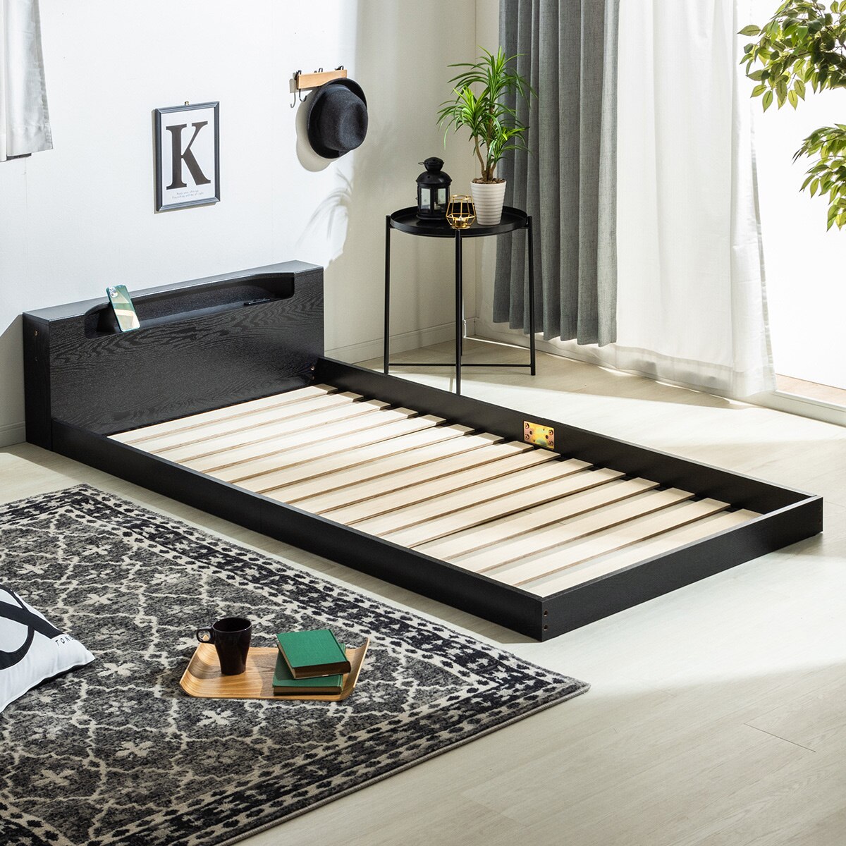 楽天市場】棚・照明・コンセント付き フロアベッドフレーム (ORO