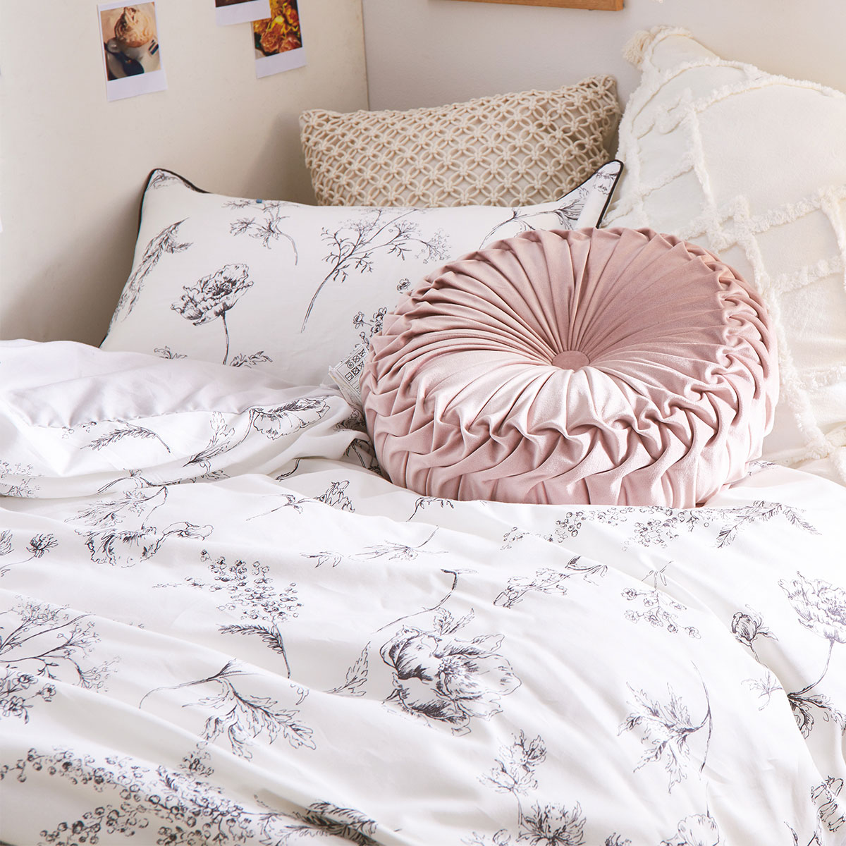 楽天市場】掛け布団カバー (BW花ラインアート柄) ニトリ 【玄関先迄