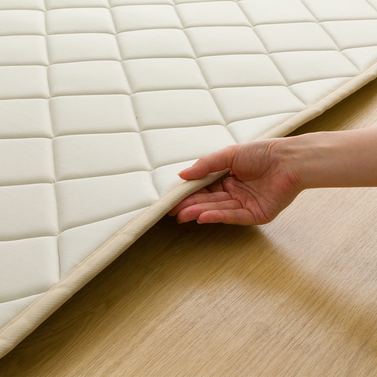 楽天市場】15mmウレタン入り 接触冷感+防汚加工ラグ(NクールSPg MX33