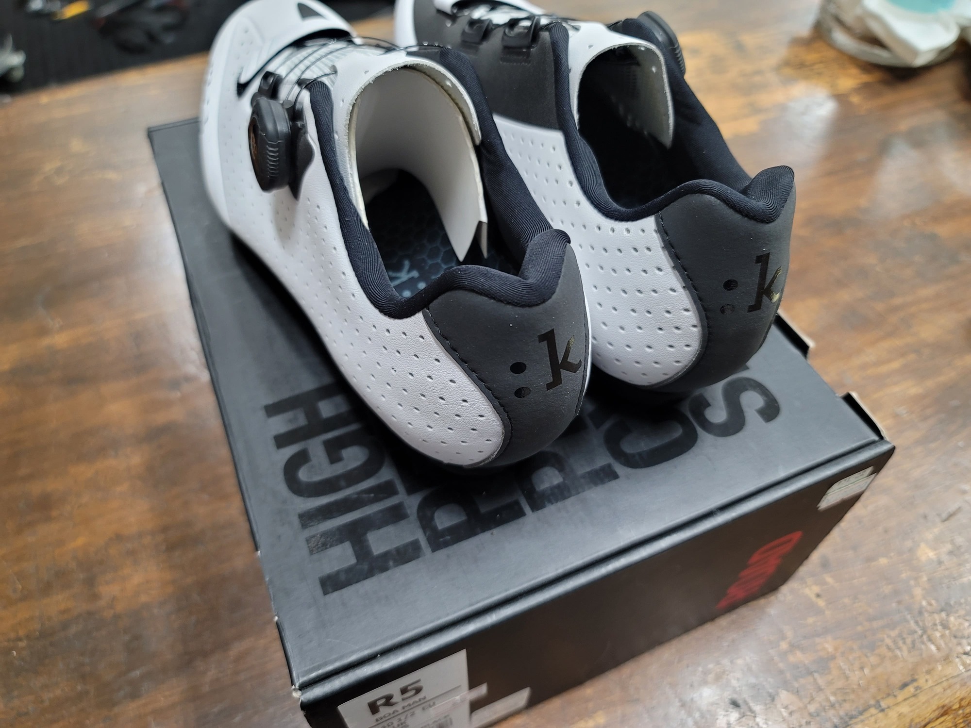 楽天市場】fi'zi:k フィジーク R5 男女兼用 サイクルシューズ 自転車用