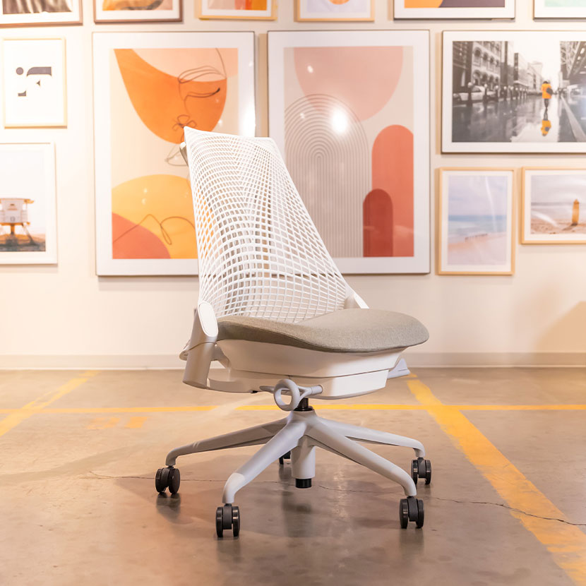 楽天市場】Sayl Chair セイルチェア ホワイトフレーム アームレス 前傾