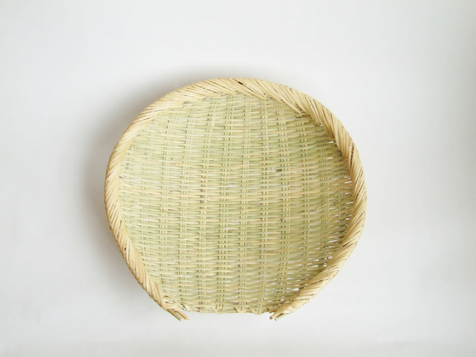 楽天市場】【岩手県二戸 鳥越竹細工】スズ竹(篠竹)箕ざる 中【あす楽