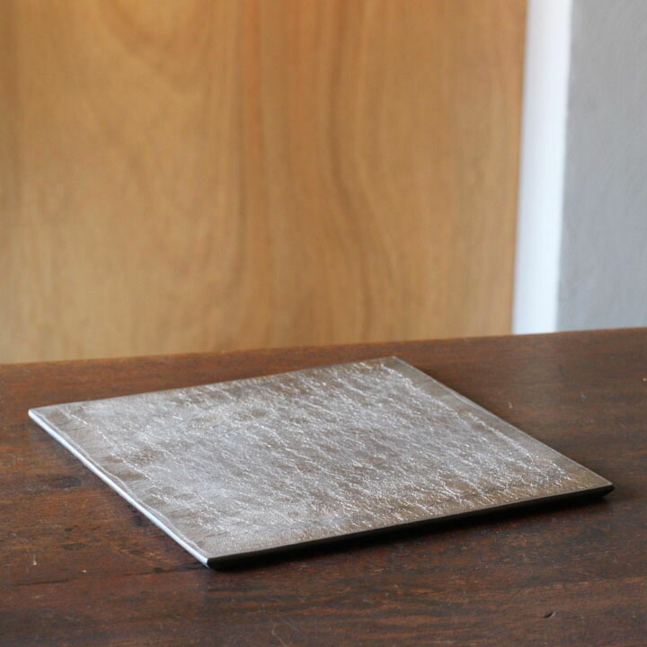 楽天市場】奥田 章 金彩リバーシブル板皿（25×25）│信楽 角皿