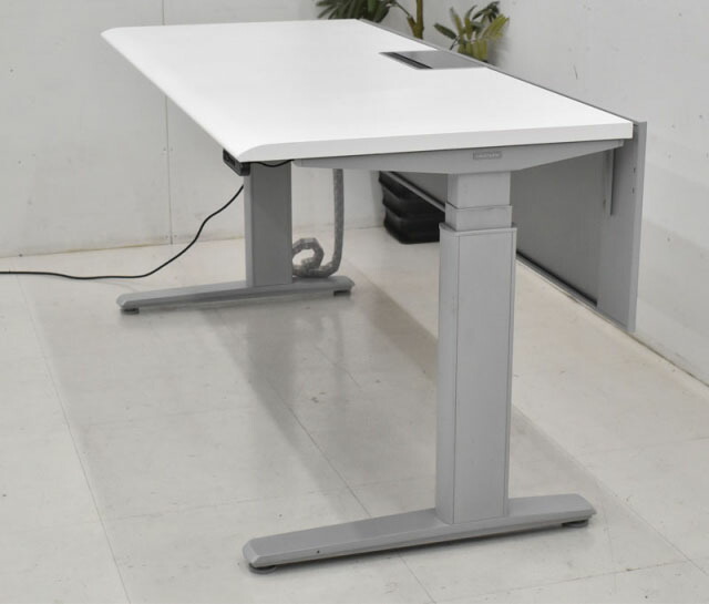 楽天市場】【中古】 オカムラ スイフト 電動昇降デスク 平デスク 幕板