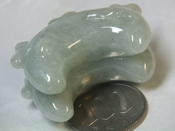 楽天市場】□龍香堂□☆「国石」糸魚川翡翠（ひすい）双体子持勾玉