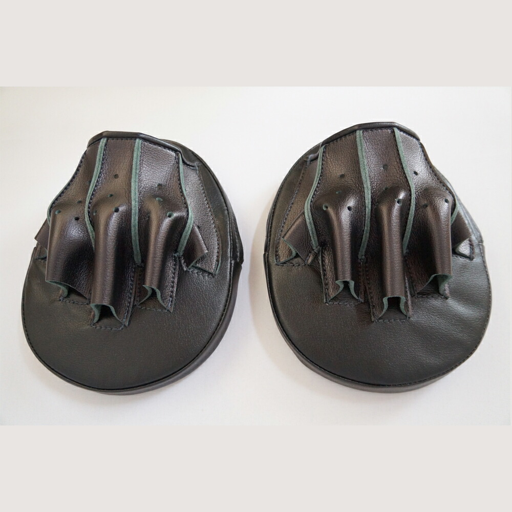 楽天市場】CM5 ウイニング【Winning】 小型パンチングミット 小判型 CM