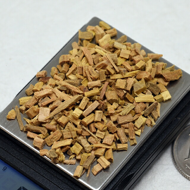 楽天市場】白檀 刻み インドネシア産 グラム120円 量り売り 100g