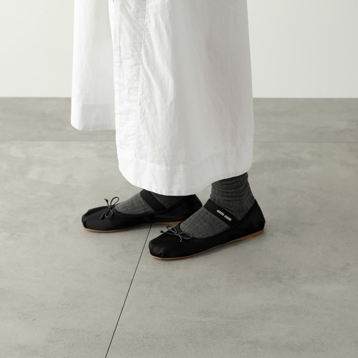 楽天市場】【10％OFFクーポン対象・3/11-1時59分迄】MIUMIU ミュウ