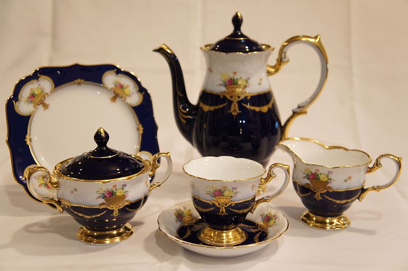 楽天市場】大倉陶園 エンブレスローズ 23ピースティーセット : 食器の