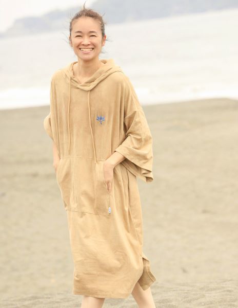 楽天市場】2023 送料無料 日本正規品 お着替えポンチョ AXXE CLASSIC