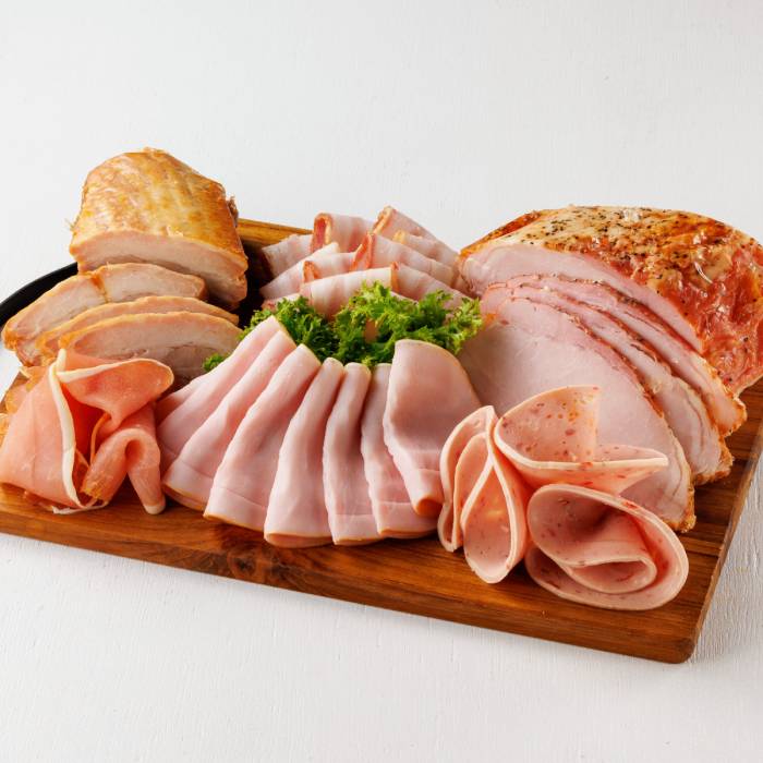 楽天市場】大山ハム『伝統の逸品』ハムギフト3種詰め合わせ（OR-30