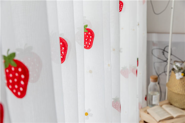 楽天市場】レースカーテン 1枚 lace 幅80-350cm いちご柄 苺 立体刺繍